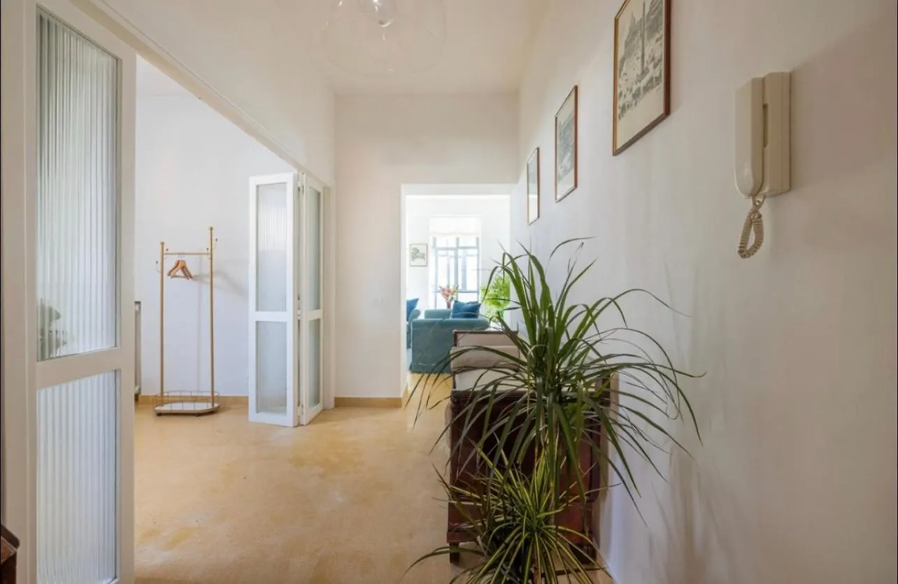 Domus Amalthea Apartment Rome