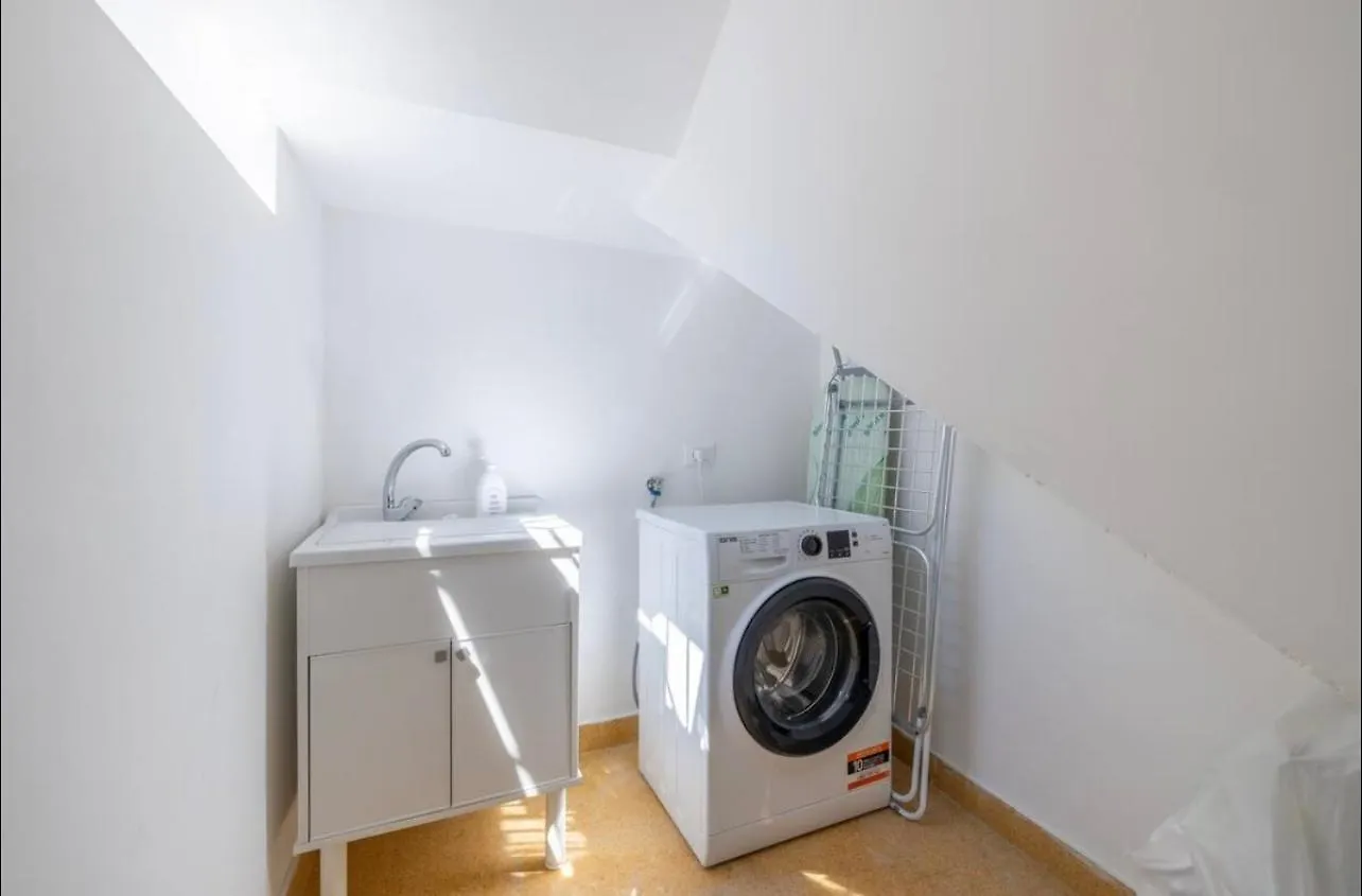 Domus Amalthea Apartment Rome